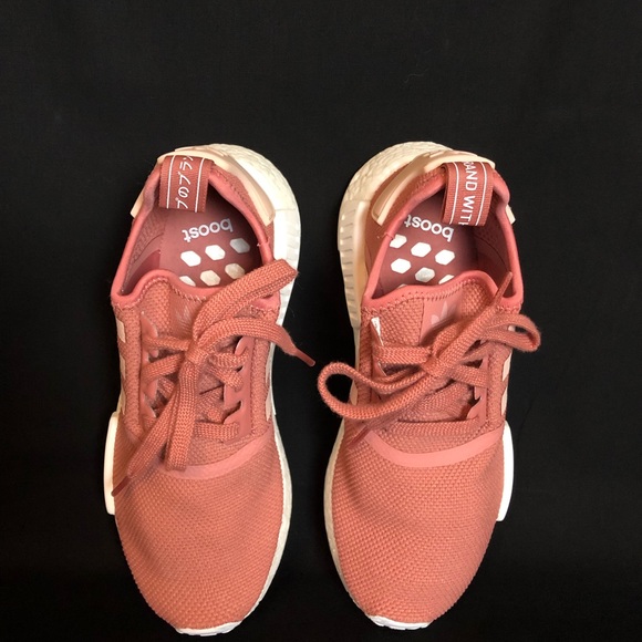 !!!SOLD!!! Women’s NMD R1 - Picture 3 of 6